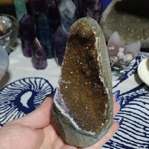 Amethyst Cut Base